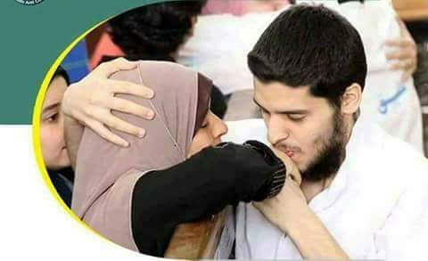 saramado23's tweet photo. كم أم مكلومة اليوم .. كم زوجة غاب عنها زوجها .. كم طفل افتقد والده .. كم شاب غيبتهم السجون دون وجه حق .. كم امرأة مترملة .. كم ابن تيتم .. كم غائب اليوم عن أسرته ولن يعود .. كم حبيب ودعناه .. وكم صديق فارقناه .. اللهم بحق كل هؤلاء انتقم من الظالمين
@Hazem__Azim https://t.co/jy42tS022P