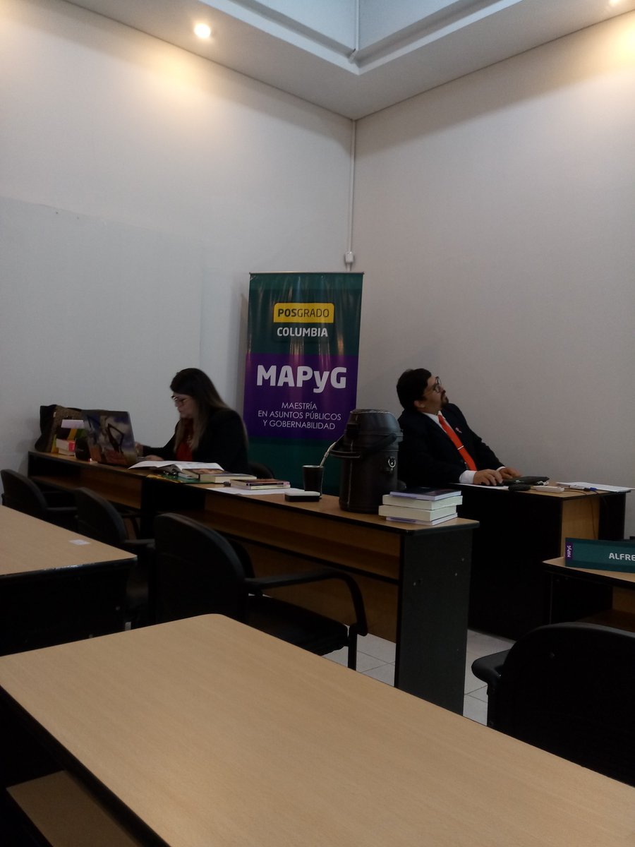masivaz's tweet photo. #PosgradoColumbia .. Asuntos publicos en ejecucion.. https://t.co/gwPmrOyGNB