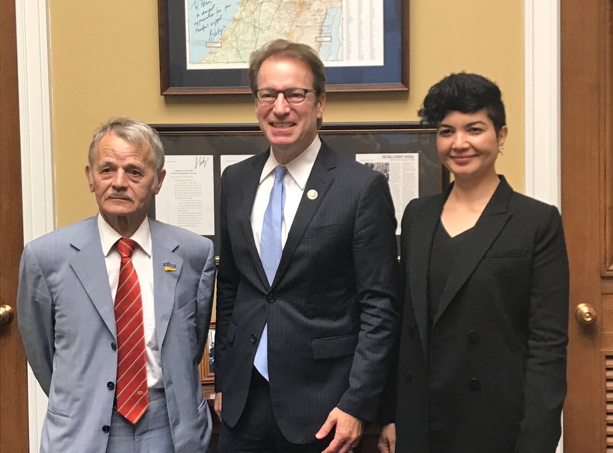 Grateful to <a href="/PeterRoskam/">Peter Roskam</a> for support of #CrimeanTatars in this difficult time of continuous repressions of political persecution in the occupied #Crimea.

w/ <a href="/MDzhemilev/">Мустафа Джемілєв</a>, <a href="/T_Tasheva/">Tamila Tasheva</a>, <a href="/NEDemocracy/">NEDemocracy</a>, @IPHR, <a href="/KRYMSOS/">KRYM SOS</a>

#crimeaisukraine