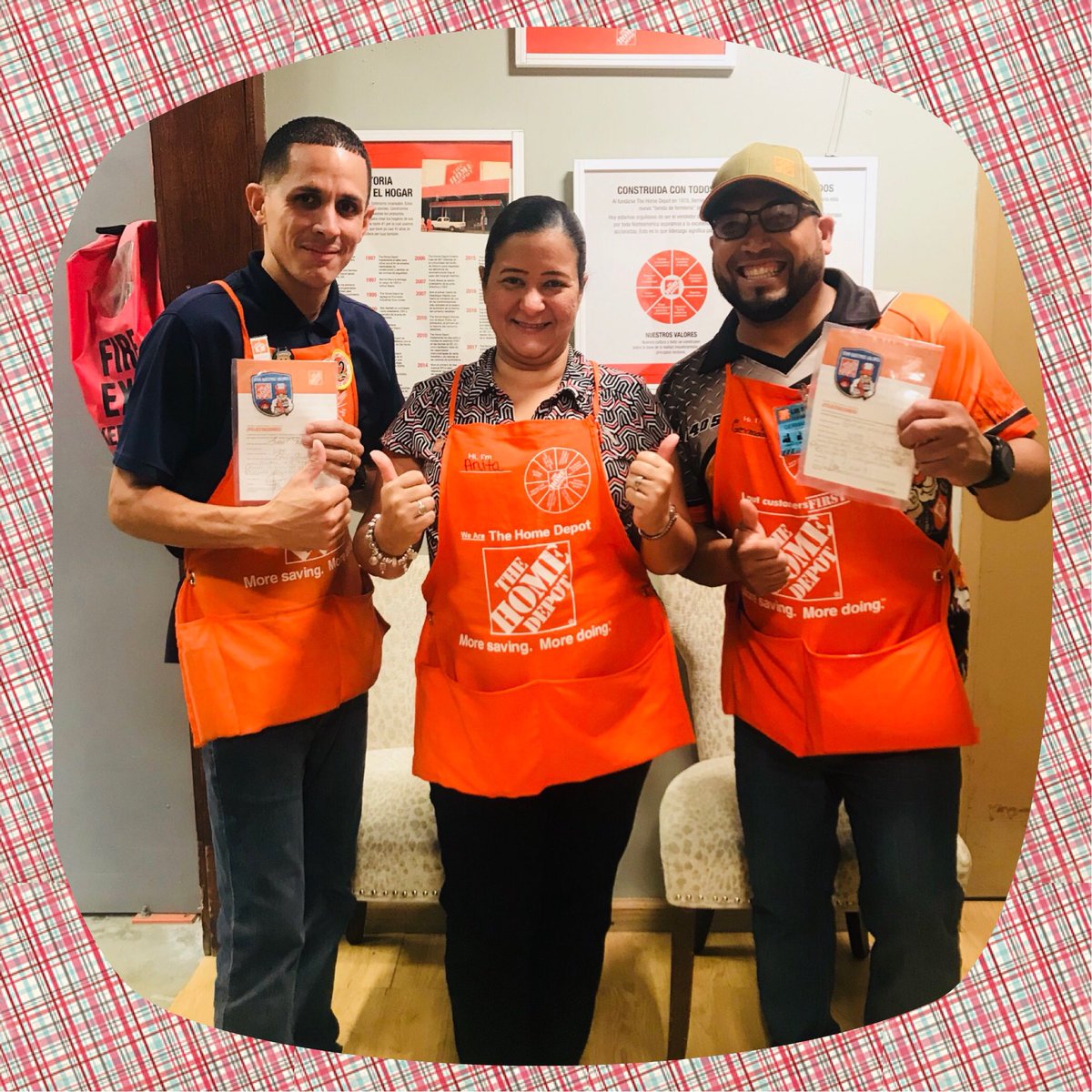ANA_JIMENEZ4's tweet photo. Awesome job team!! Recovery of $900 dollars providing excellent customer service!!! Great job 👏🏻👏🏻👏🏻👍🏻😃 https://t.co/D8Lf7CHHoq