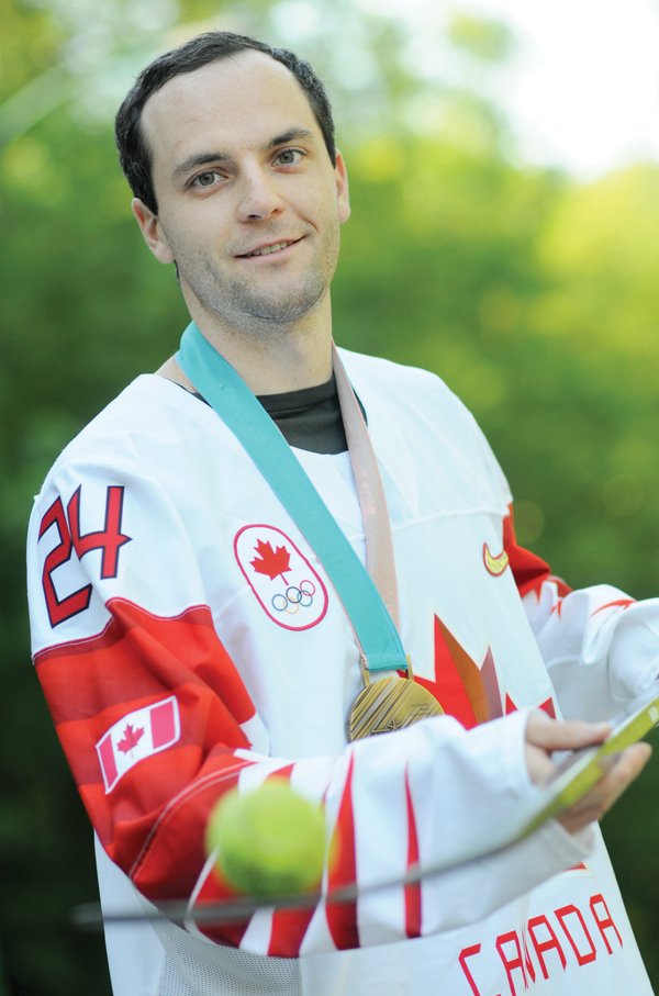 Sports_Andy's tweet photo. #NorthVan's @stefelliott6, a still flying high from his @TeamCanada turn at the 2018 Olympics, is set to host the first annual Stefan Elliott Invitational Road Hockey Tournament at @myNSWC https://t.co/QRYz9RbI1G @HockeyNSWC https://t.co/92IzRSs0KC