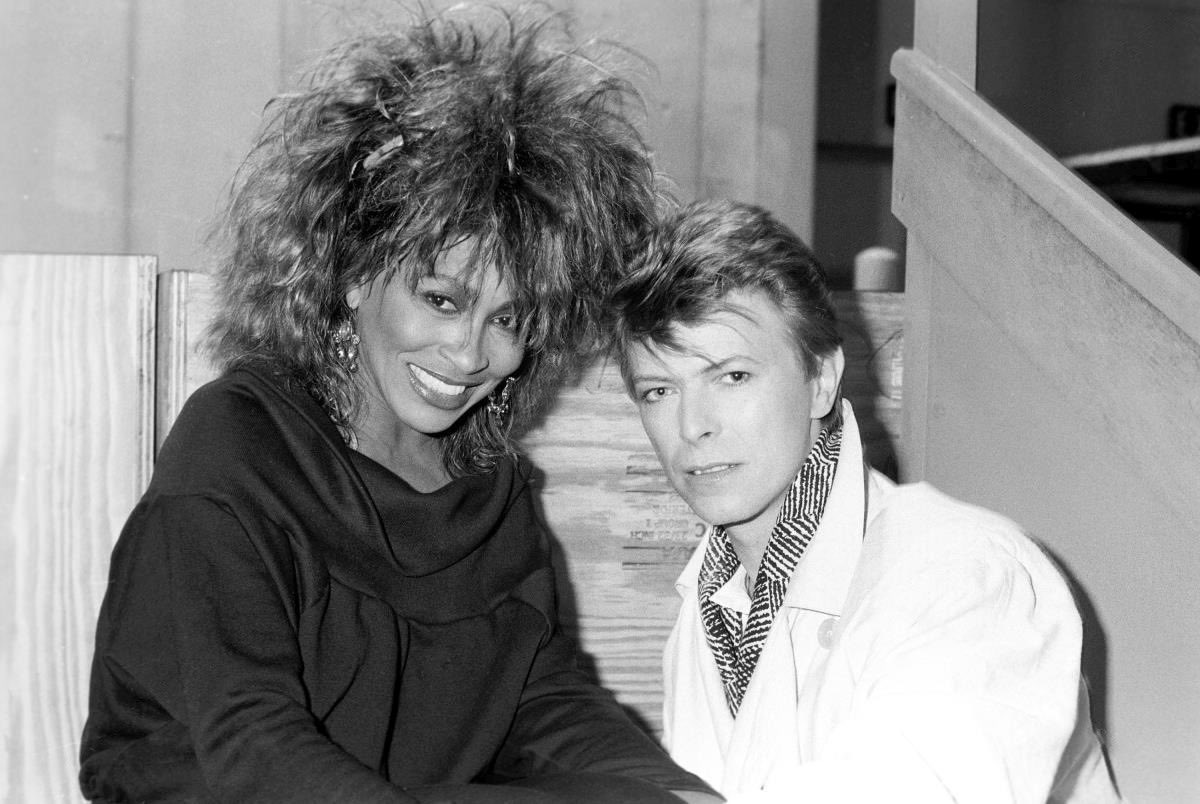 Foto. derecha Tina Turner, izquierda David Bowie/1985