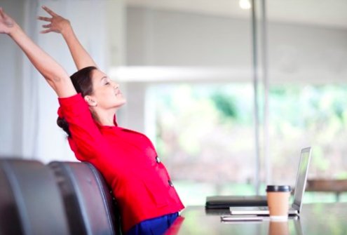 MotherAndBaby's tweet photo. 8 smart ways to get through your working day on zero sleep! 💪https://t.co/WfkhfkmeHq https://t.co/oeyMpdIMr8
