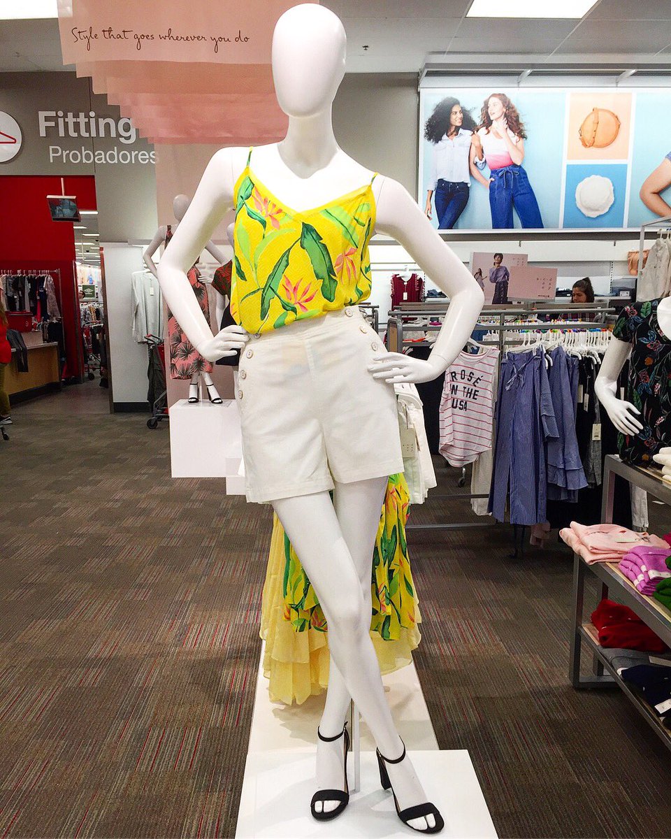 TargetVM_Philly's tweet photo. Heading into Wednesday like ☔️🌈😎 #targetstyle #targetdoesitagain #target #fashion #g493 #wearetarget #teamtarget #vmtl #vmtarget #vmtltarget #rainbow #springfashion #colorful #colors_of_day #instagood #instastyle #displaydesign #manniquin #anewday #philly_igers #southphilly https://t.co/LTk60j6OOu