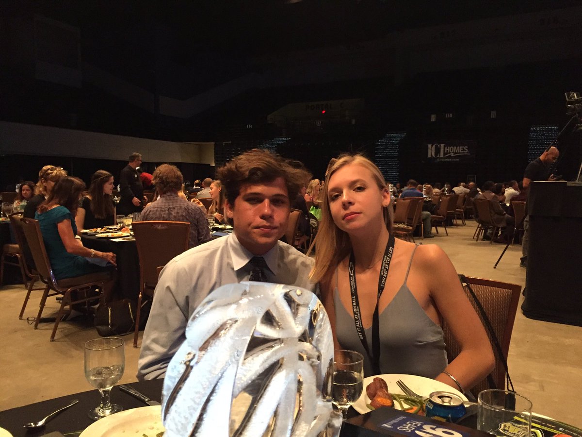 Shoutout to my twin siblings for finally doing something with their lives!! #VFPreps