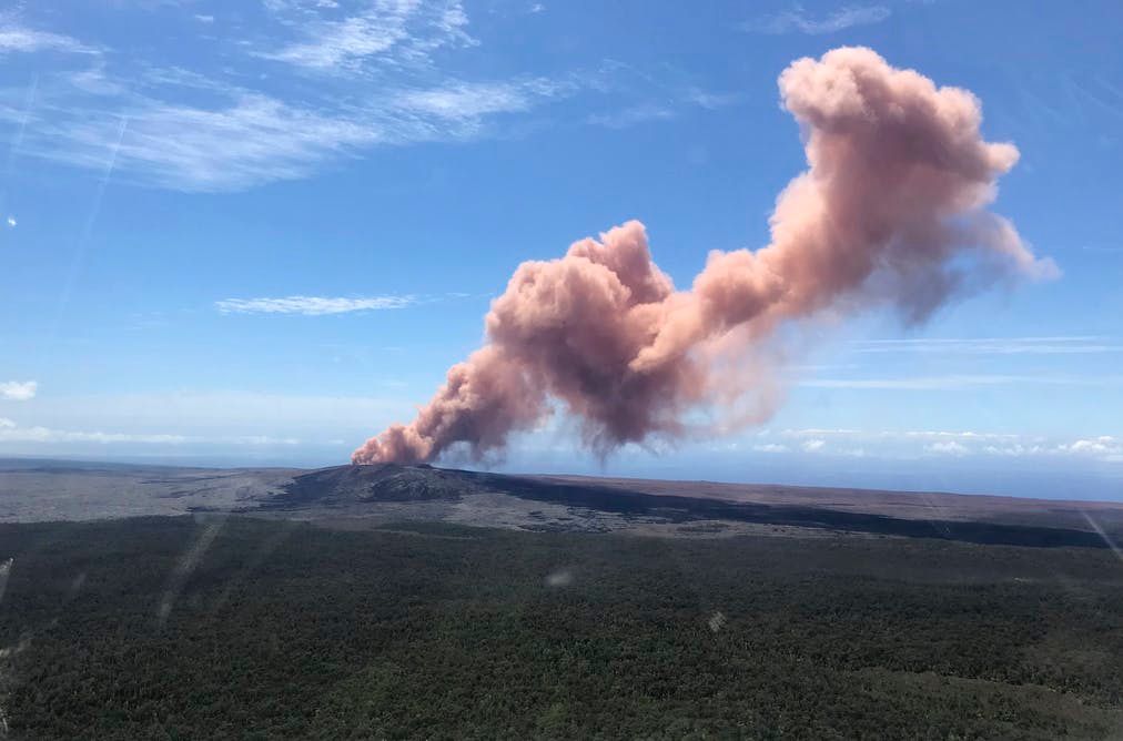 BoiseState's tweet image. Brittany Brand, asst. professor @BoiseStateGeos, published a timely article on volcanic and nonexplosive eruptions  - and why these deadly forces of nature deserve respect. Via @ConversationUS boi.st/2x6i4lO #BoiseState #Kilauea #volcano @KilaueaMountain @MtStHelensWA