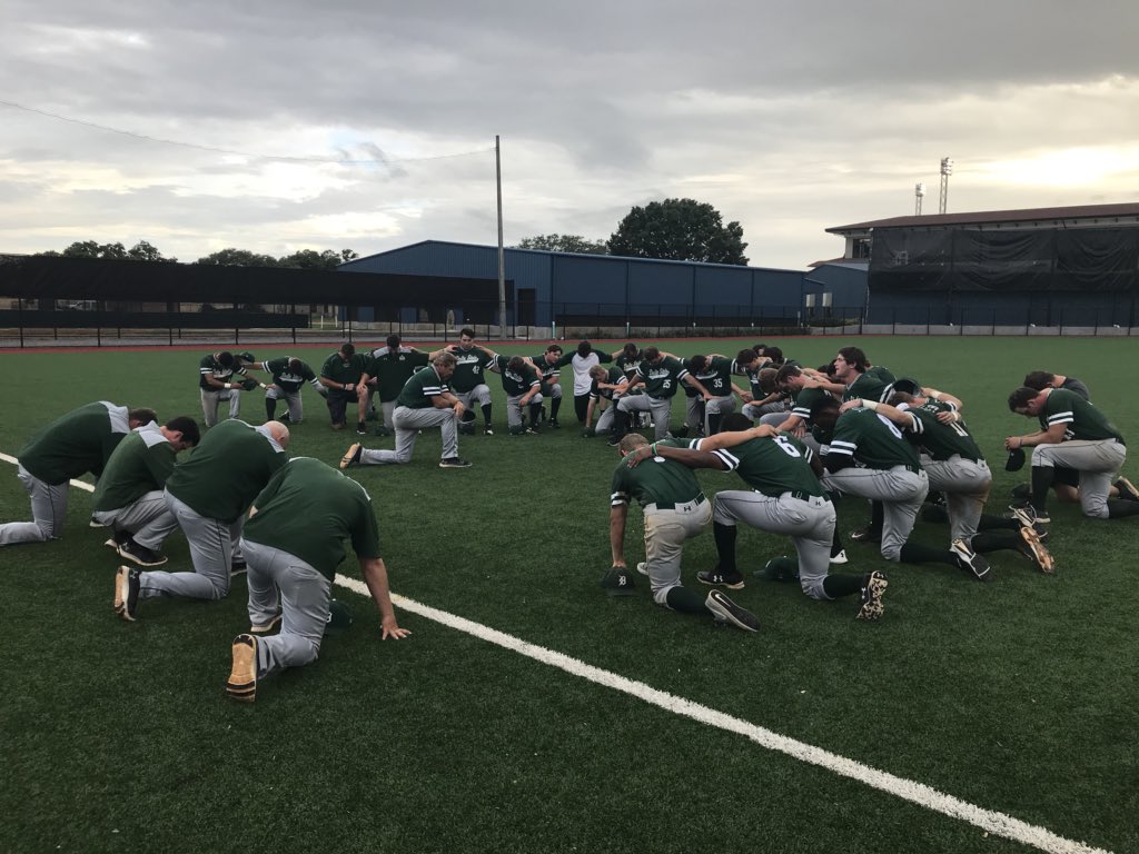 DeltaStateBSB's tweet photo. Heckuva ride this season. These guys have left a mark on this program that won’t be forgotten. 

#DSUFamily #TraditionNeverSlumps https://t.co/F2dRQNbvwC