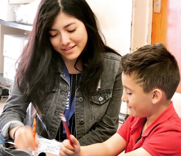 LongBeachBLAST's tweet photo. Mentoring matters! Thank you to our fabulous Academic Mentors for making a difference! #mentoring #lbblast #mentor #growthmindset #AcademicMentor
#mentoringmatters #CSUDH #CSULB #LBCC #BEAHERO https://t.co/4bBoCnGgcL