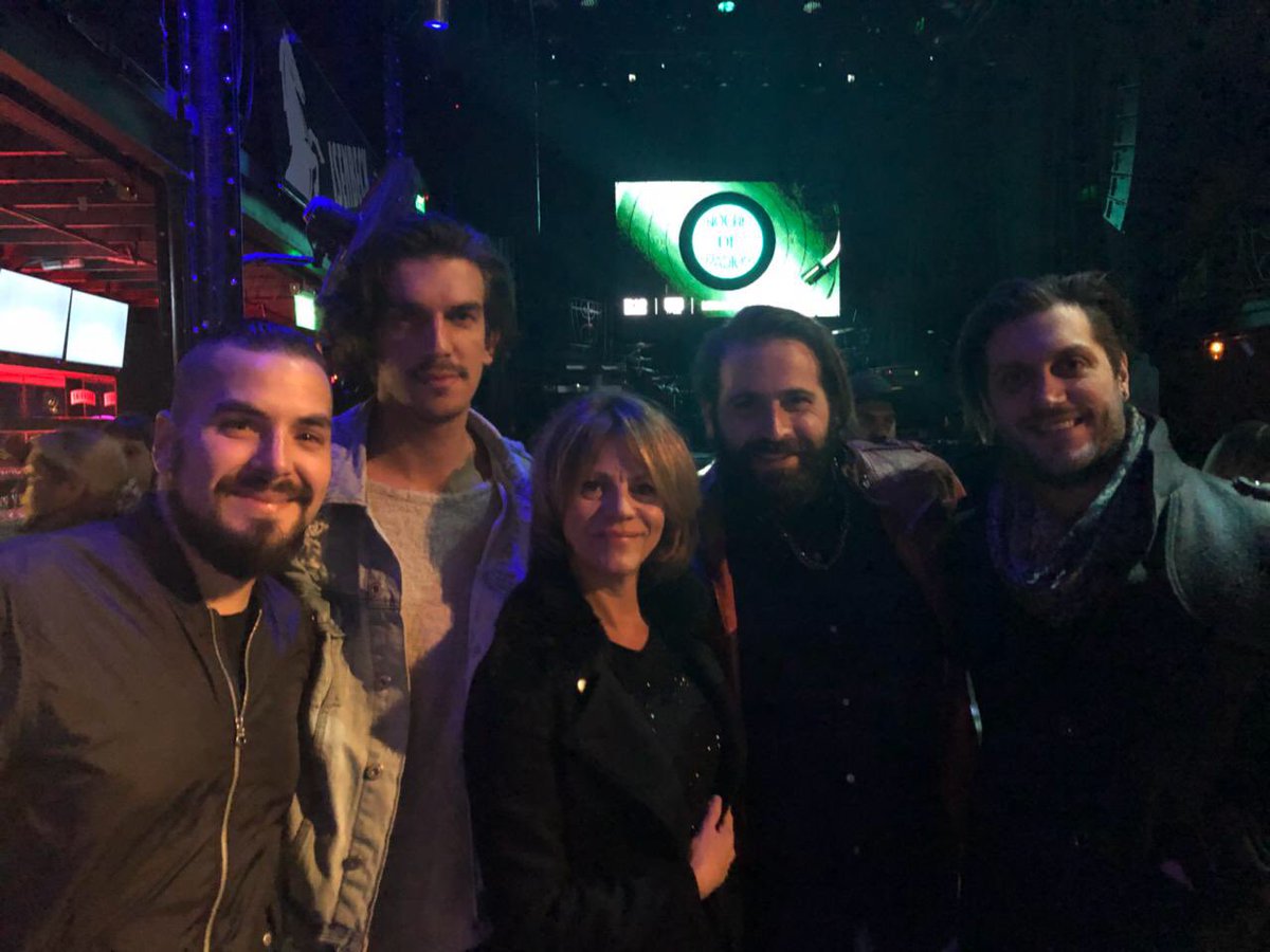 MarcelaMoreloOK's tweet photo. En #NocheDeRadios junto a @SuenaSupernova!

El lanzamiento de las programaciones de @Radio10 @popradio1015 @Vale975 @Mega983 y @RadioOne1037 https://t.co/ONXZ6DnK0k