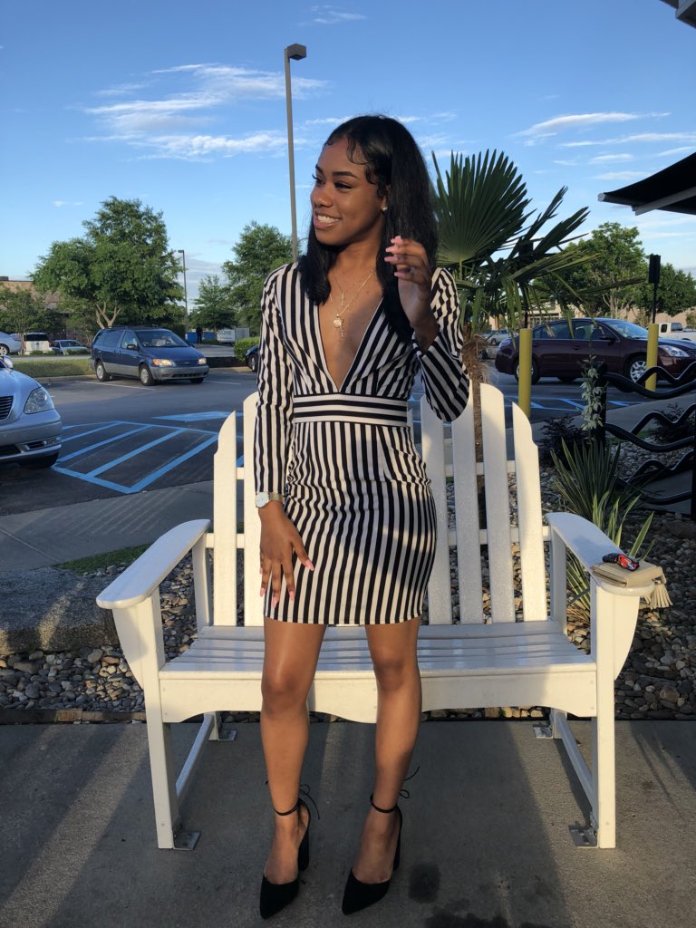 jaymeechie's tweet image. HAPPY 18TH TO ME💛