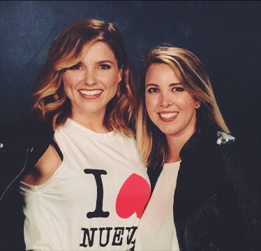 MarieClaudeC's tweet image. Today I got this beautiful tee from @SophiaBush closet! It means a lot for me ❤️ Thank you @CorriMcFadden @shopedropoff #SophiaBushXEDO #InsideEDO