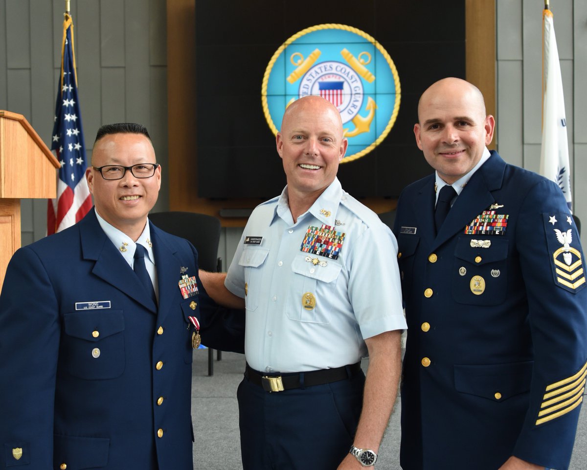 MCPOCG's tweet photo. Congrats to Master Chief Jason Wong on his way to @USCGPacificNW to serve as #CommandMasterChief for the 13th District, and to Master Chief Charlie Salls who relieved him today at our @USCG Personnel Service Center (PSC). #mcpocg #coastguard #mcpocg13 #uscg https://t.co/mLuijLZlAv
