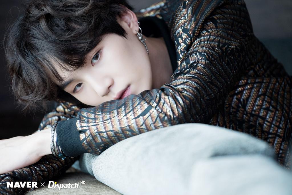 corner_bts's tweet photo. SUGA
(Dispatch)

#Suga #PremiosMTVMiaw #MTVBRKPOPBTS @BTS_twt https://t.co/HBlUrvXaYg https://t.co/HeEZPXTjWi