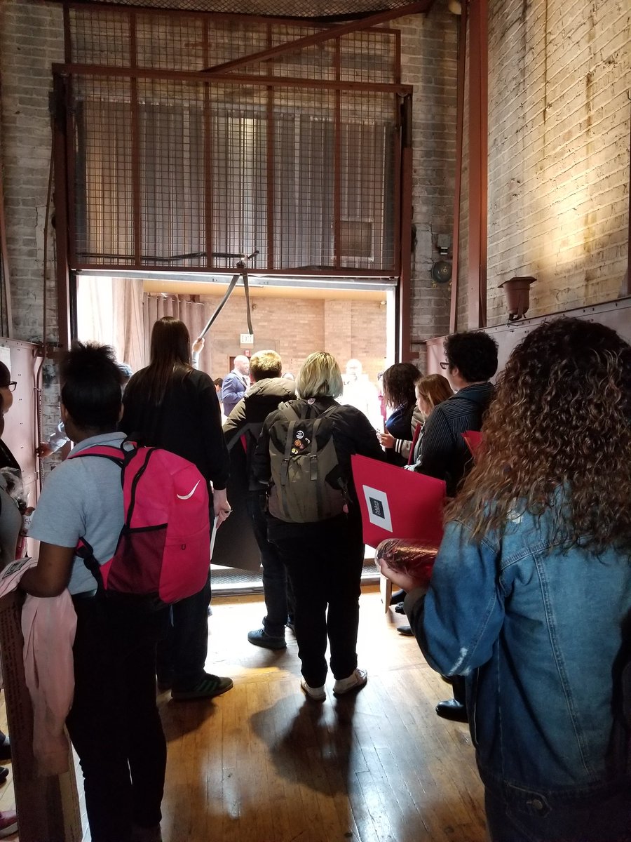MrPurple60623's tweet photo. Great job on this year's location @MikvaChallenge #mikvashowcase #youthvoice https://t.co/NemO5Ru6v2