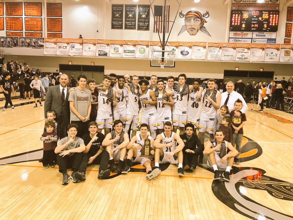 BraydonRunion's tweet image. What can I say, Cooper runs the 33rd District 🤷🏾‍♂️⚾️🏀🏆 #Back2Back #Back2Back