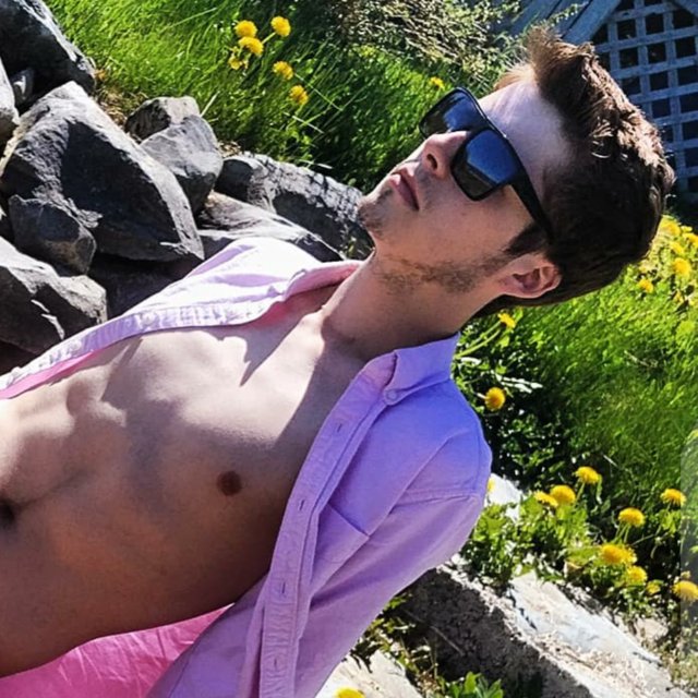 Some reason it came out with not the best quality 😥
#iamjaygee #lgbt #instalike #gay #bi #fitness #fitnessmotivation #inspiration #instagramers #like #doubletap #instafollow #instalove #fitnessmodel #bisexual #stayfit #setmygoal #americaneagle #guy #nature #beauty #naturelovers