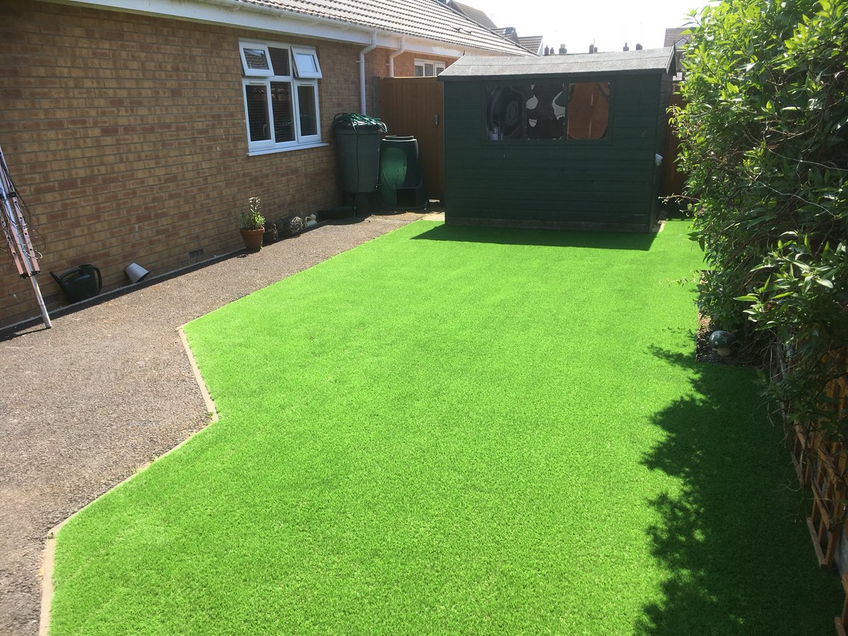 artigrassltd's tweet photo. Fantastic start to the week with these 3 installation.
#artificialgrass #fakegrass #suffolk #norfolk https://t.co/izOWN9N3mT