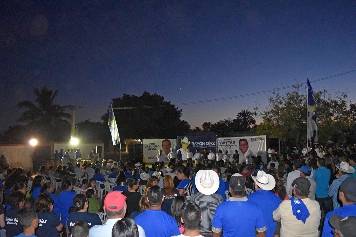SonoraExpresa's tweet photo. Ramón Antonio Díaz Nieblas inició campaña política en Huatabampo
https://t.co/QRemGC6uSp
#SonoraExpresa #PorSITeLoPerdiste #MasExperiencia  #MasResultados  #Huatabampo @RamonDiazN21 https://t.co/LwLtkgXU4O