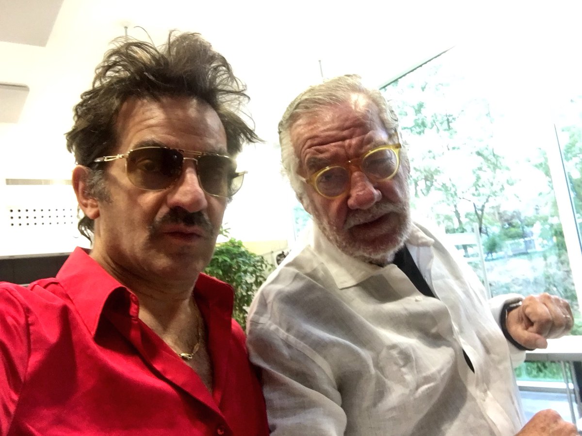 peppevoltarelli's tweet photo. Stasera a Parigi @Cafedeladanse #GiorgioConte #Voltarelli #Live #paris @CultureEtc @Radio3tweet @giannisalvioni1 @StevenForti @MEI_Meeting @italoscopie @RADICIFEMIA @giansemeraro @LeBalRital https://t.co/pSTl4tVVVz