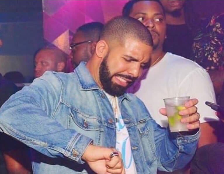 smalindi's tweet photo. #PartWithPH #FreshBreakFast @iam_ph azishe bafo, sesiphezukwama tafula already...@DJFreshSA @FreshBreakfast_ @AngieKhumalo @MphoMaboi @somizi https://t.co/qKnMkqakGu