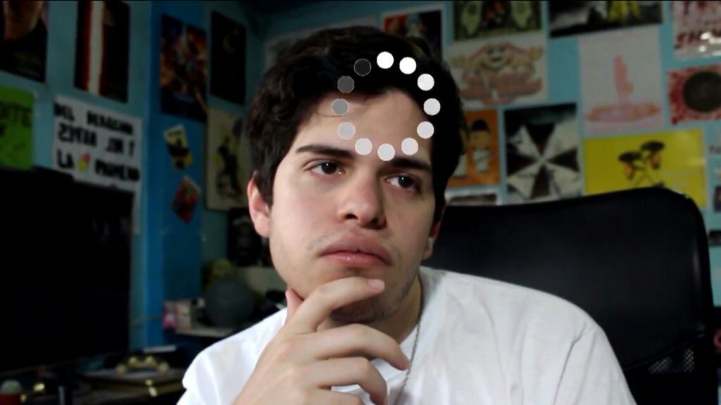 lovesforlua_'s tweet photo. #LuaResponde aki tratando de pensar alguna pregunta interesante https://t.co/QvWd4Q8PA0