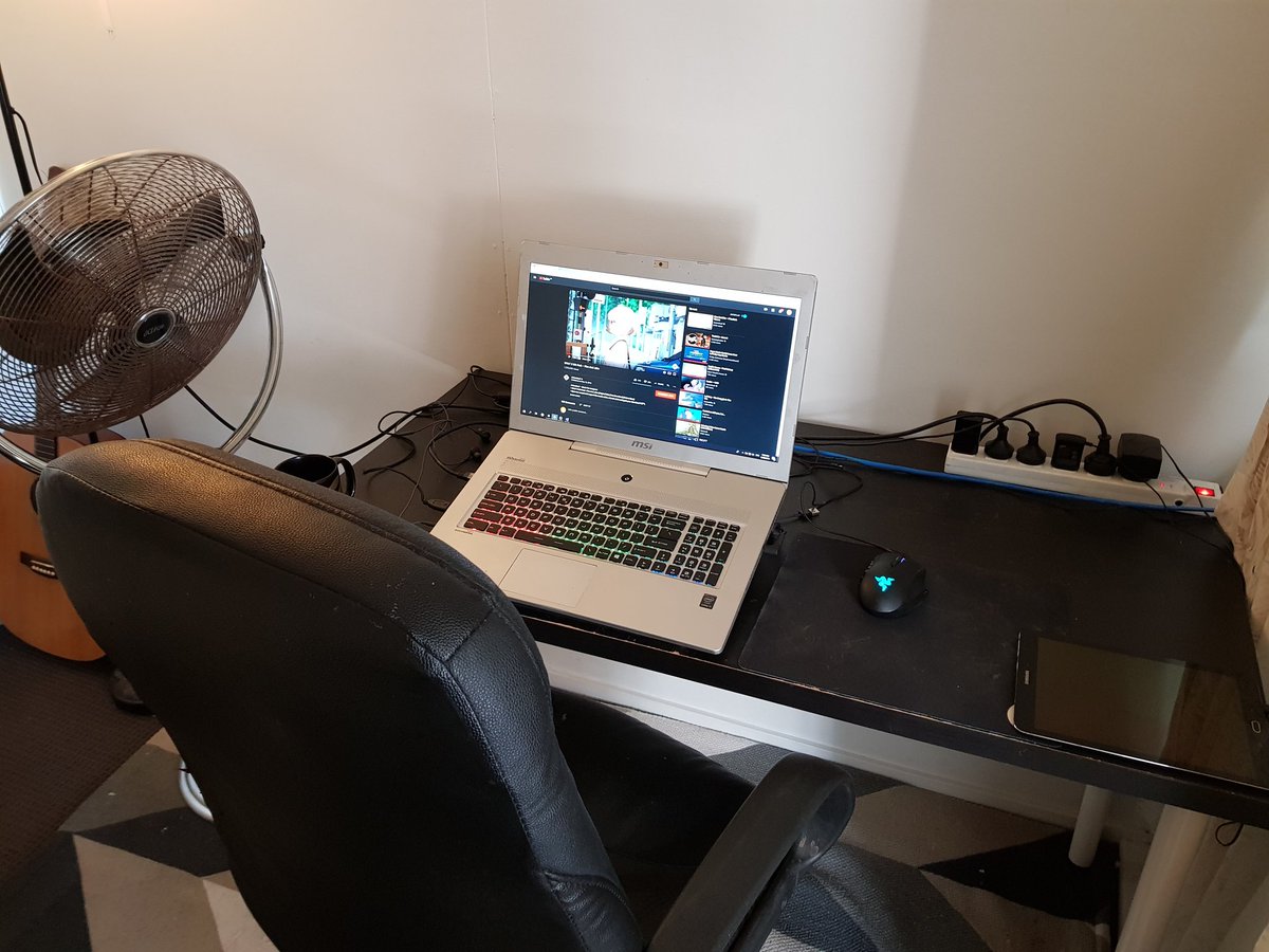 22ndImpact's tweet photo. Its not much. But at 27 I finally have a space to call my own. Gotta start somewhere. https://t.co/BhY0HiSbIA