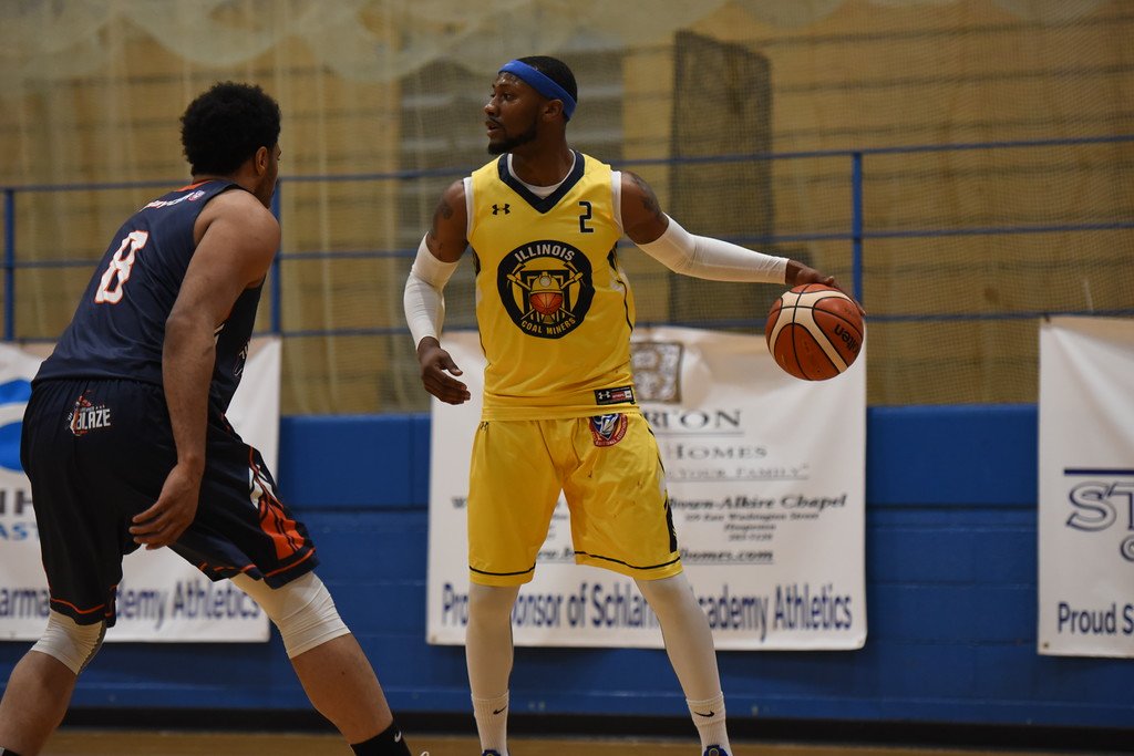 playCBA's tweet image. After setting CBA records this season in rebounds in a game &amp;amp; total rebounds, 6-foot-7 Illinois Coal Miners forward Ayron Worthington earns his first international contract and makes his season debut tonight on the Caribbean island of St. Kitts &amp;amp; Nevis playcba.com/news_article/s…
