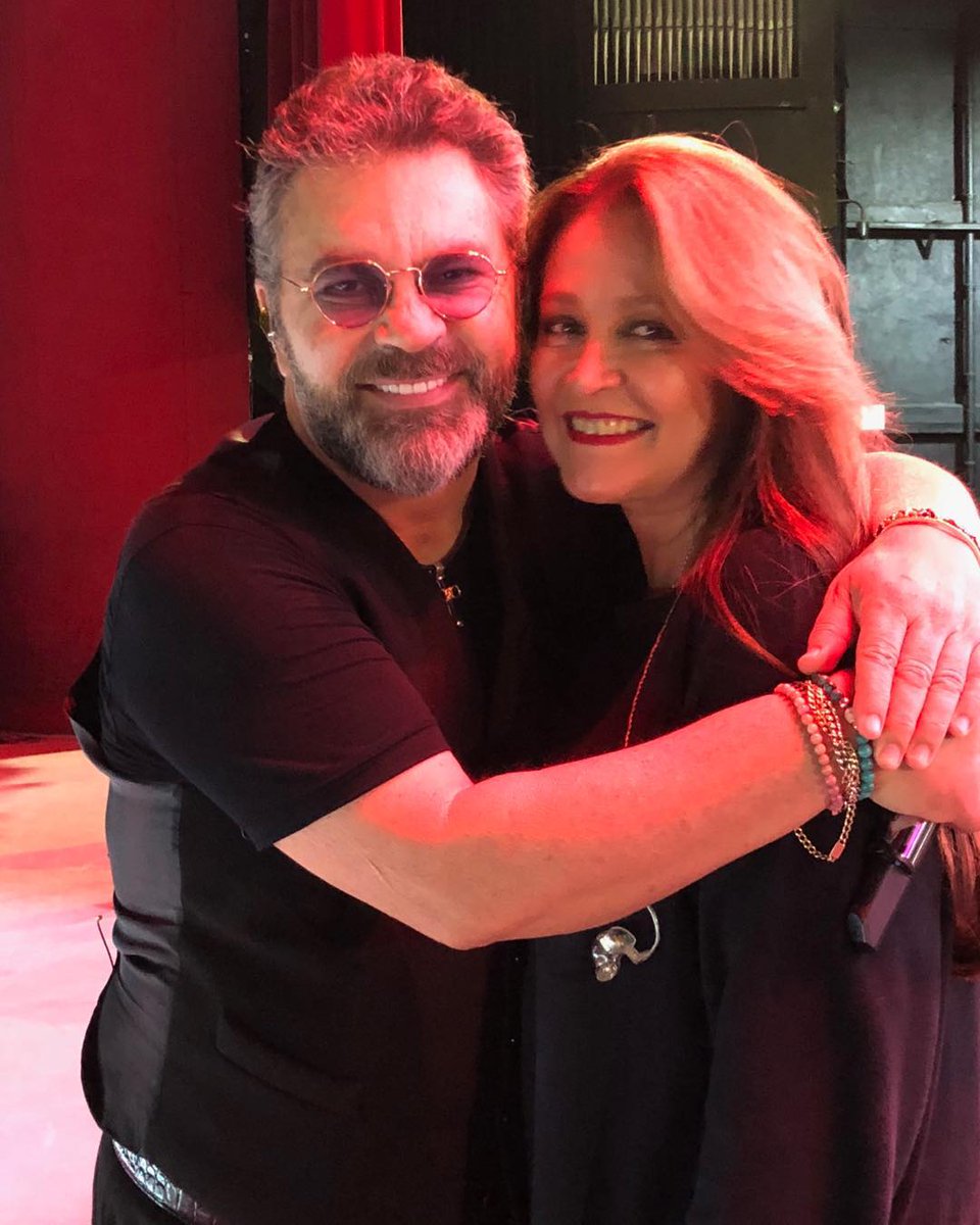 DanielaRomoWeb's tweet photo. Con @MijaresOficial ✌ #DanielaRomo https://t.co/20WRAPYnA3