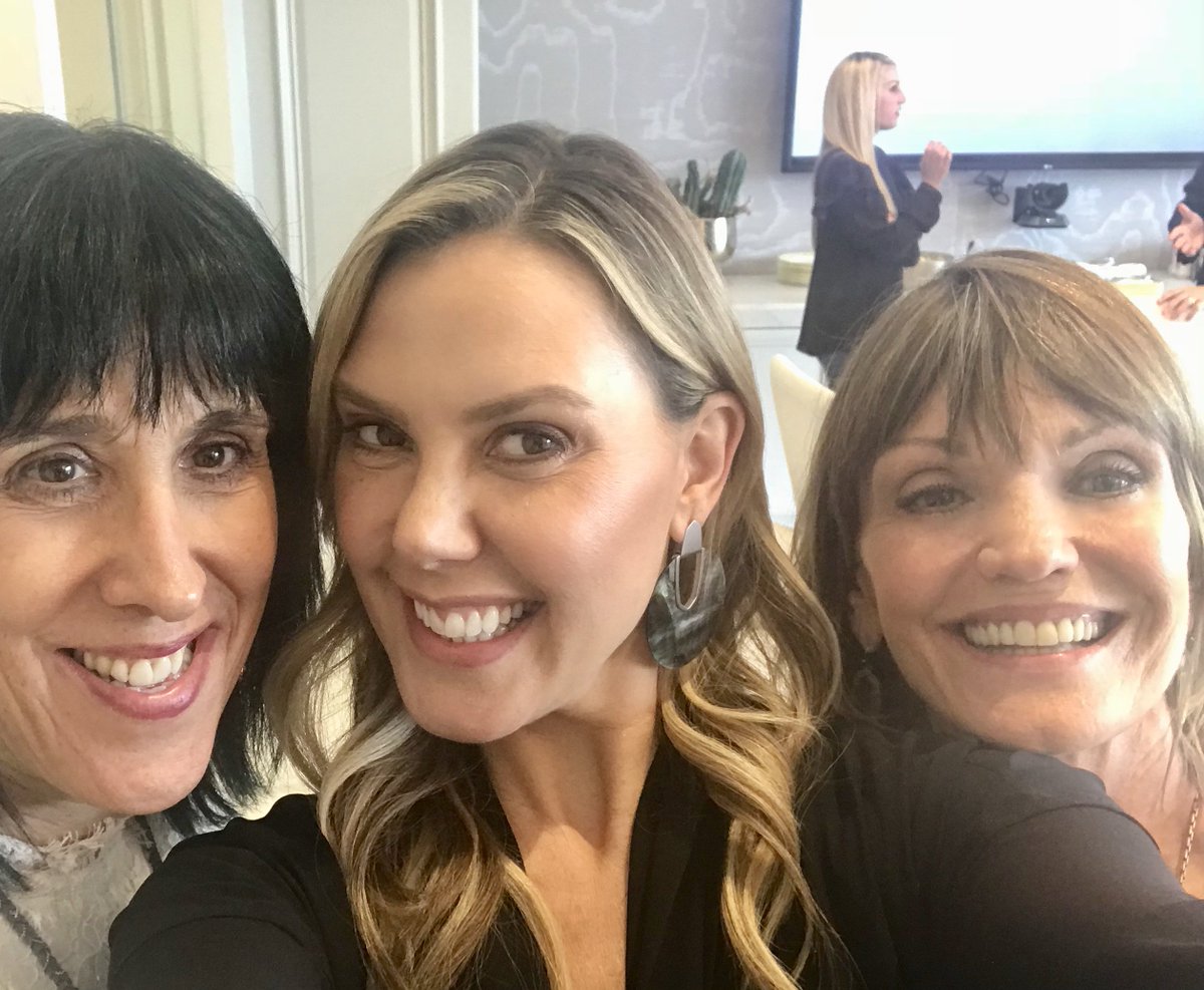 Loved our time today <a href="/KendraScott/">kendrascott</a> sharing mutual passions for women and creative entrepreneurs!  #KindredSpirits #Hookem #womenentrepreneurs <a href="/UTSDCT/">UT School of Design and Creative Technologies</a> <a href="/FineArtsUT/">UT Fine Arts</a>