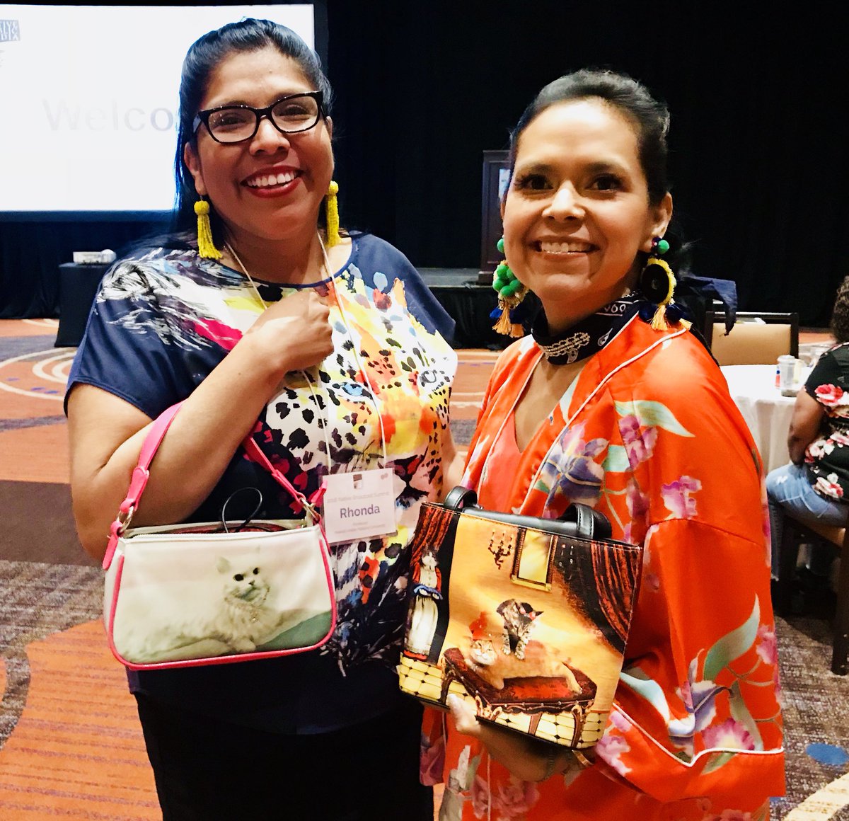 antoniajen14's tweet image. .@NativePublicMed with @rhondalevaldo &amp;amp; other #NativeBroadcasters #2018NBS