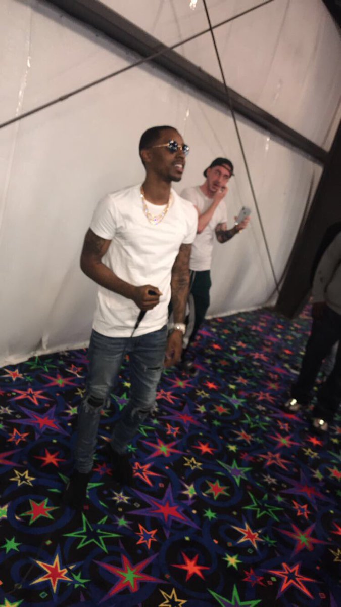 2018Titans's tweet photo. Rapper YBS Skola joined us at our senior picnic! Seniors did you enjoy the surprise??? https://t.co/DAdpinqZBN