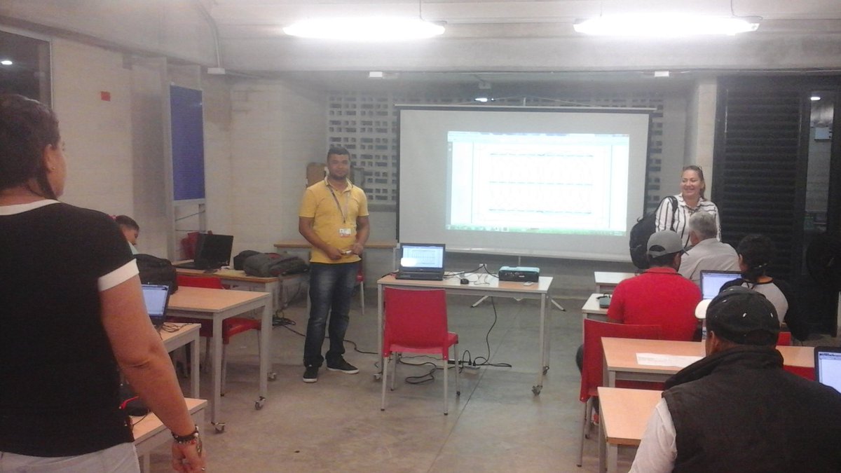 CONST2_SENACFMA's tweet photo. Curso complementario en Autocad 3D con funcionarios de la Alcaldia de Remedios "Ampliando sus conocimientos en CAD" @SenaCfma https://t.co/RhEFYzE9FE