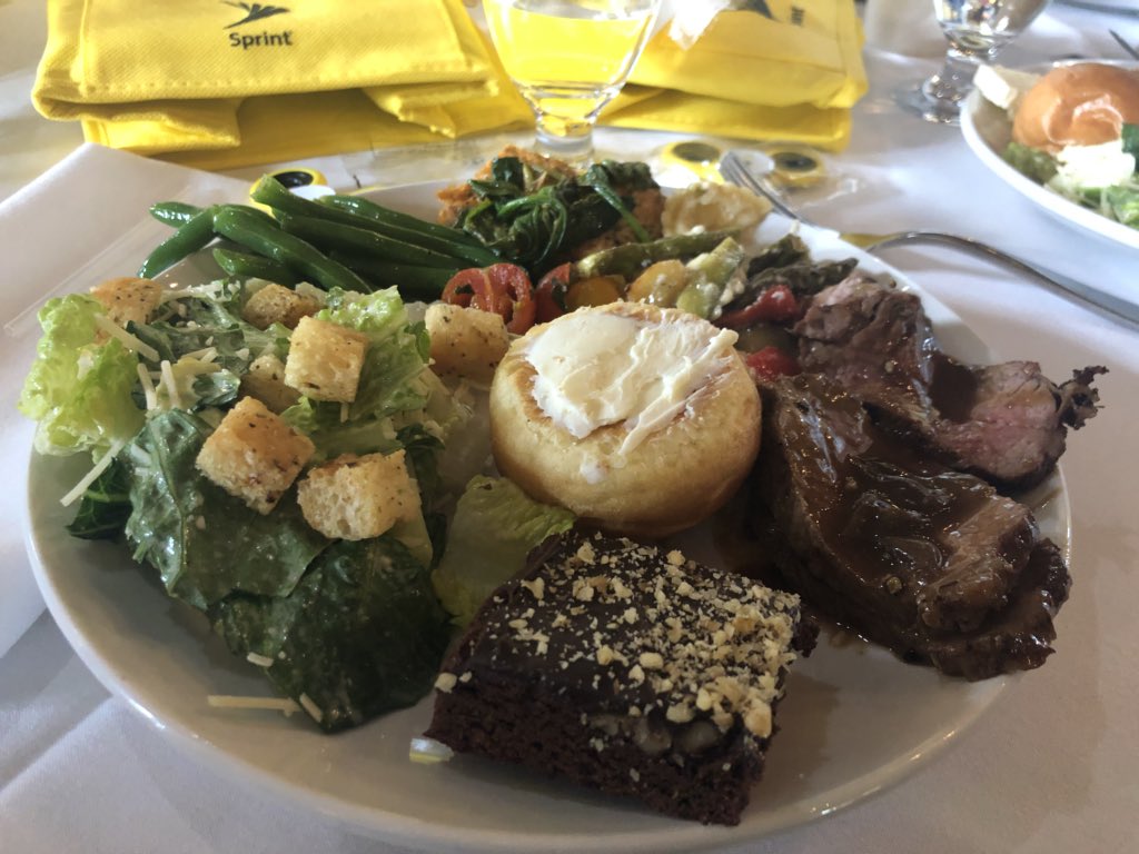 BritAtSprint's tweet photo. Good venue. Good food. GREAT people.π
#WeAreNW #OneSprint #L3PStrong https://t.co/Yuaeyia67u