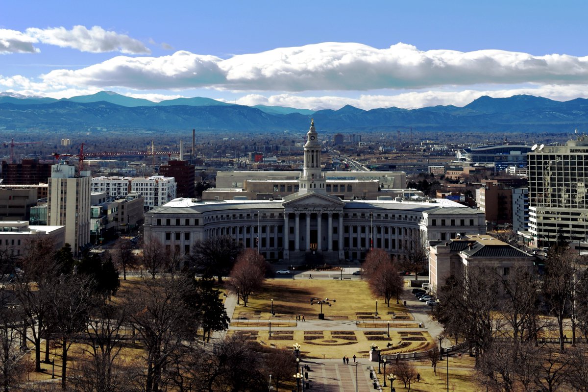 ShutterbugShado's tweet photo. #ShutterbugShadow #NaturalBeauty #NaturalPhotography #PhotographyisArt #PhotographyisLife #PhotographyisLove #PhotographyLover #PhotographyLovers #Denver #DenverCourtHouse #ColfaxAve #TheView #DenverCapitolBuilding #CapitolBuilding #CourtHouse #MileHigh #MileHighCity https://t.co/0b9wr2bn4v