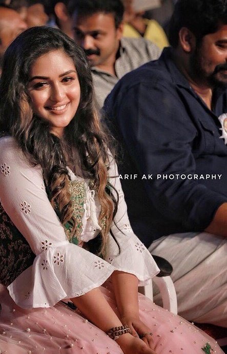 #FansExpress #Mollywood #KollywoodActress #MollywoodActress  #Kollywood Gorgeous <a href="/PrayagaMartin/">PrayagaRoseMartin</a>
 #PrayagaMartin Latest 👍👌😍  pics.
