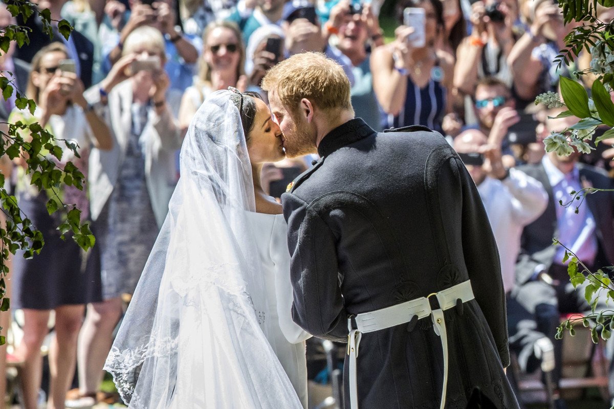 nypost's tweet photo. Royal wedding sparks record surge in digital traffic https://t.co/jiKIM3xXS0 https://t.co/mBmeGYVEVW