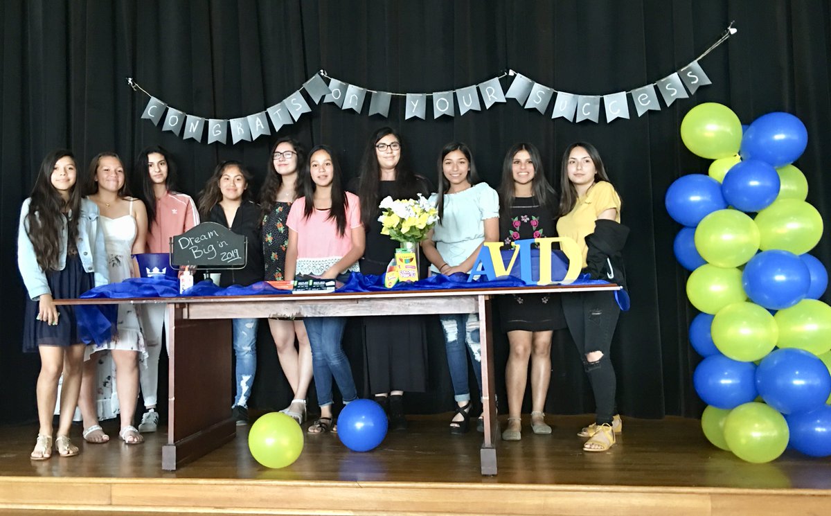 RebekahCook_edu's tweet photo. Emotional but well deserved evening to promote my 8th graders and recognize their accomplishments.@CainConnection @CainAVID #avid18 https://t.co/oObMSjVoxd
