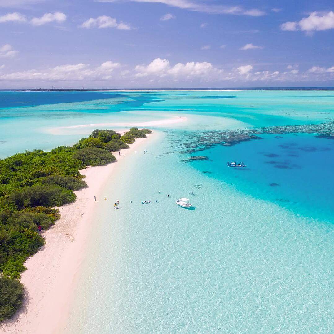 Tag a Friend Who You'd Take with you to Maldives

#maldives #wonderfulplaces #travelchannels #picoftheday #travel #holiday #vacation #beachlife #hotel