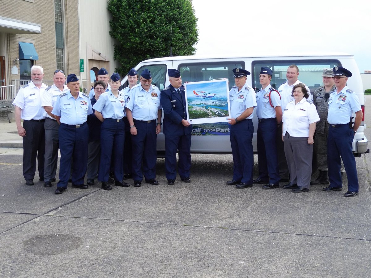JamesHimes3's tweet photo. #TotalForcePartners hand off to West Virginia Wing. #capohwg https://t.co/gEsg0SWj5d