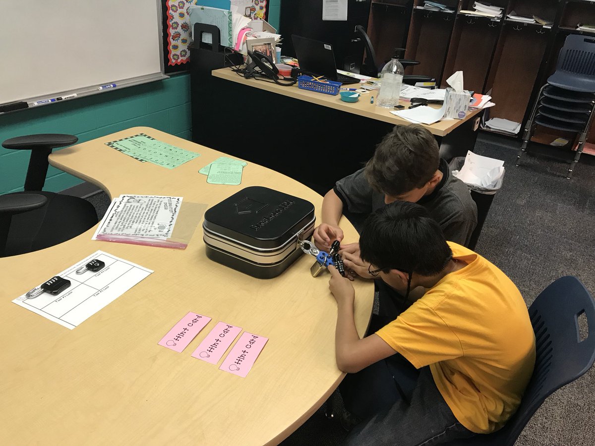 ReadingWithBird's tweet photo. So excited to see our kiddos actively engaged in @breakoutEDU boxes! @bvschools @bvlibraries #oteconnect https://t.co/c0NlWOSNmv