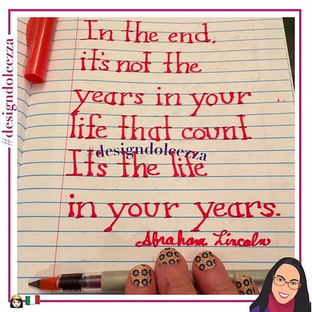 DesignDolcezza's tweet image. Live your best life very day. 
Good advice from my #calligraphy class homework. 🖌#pilotparallelpen #pilotparallel #versal #quotes #quotesaboutlife ift.tt/2s5ctqm