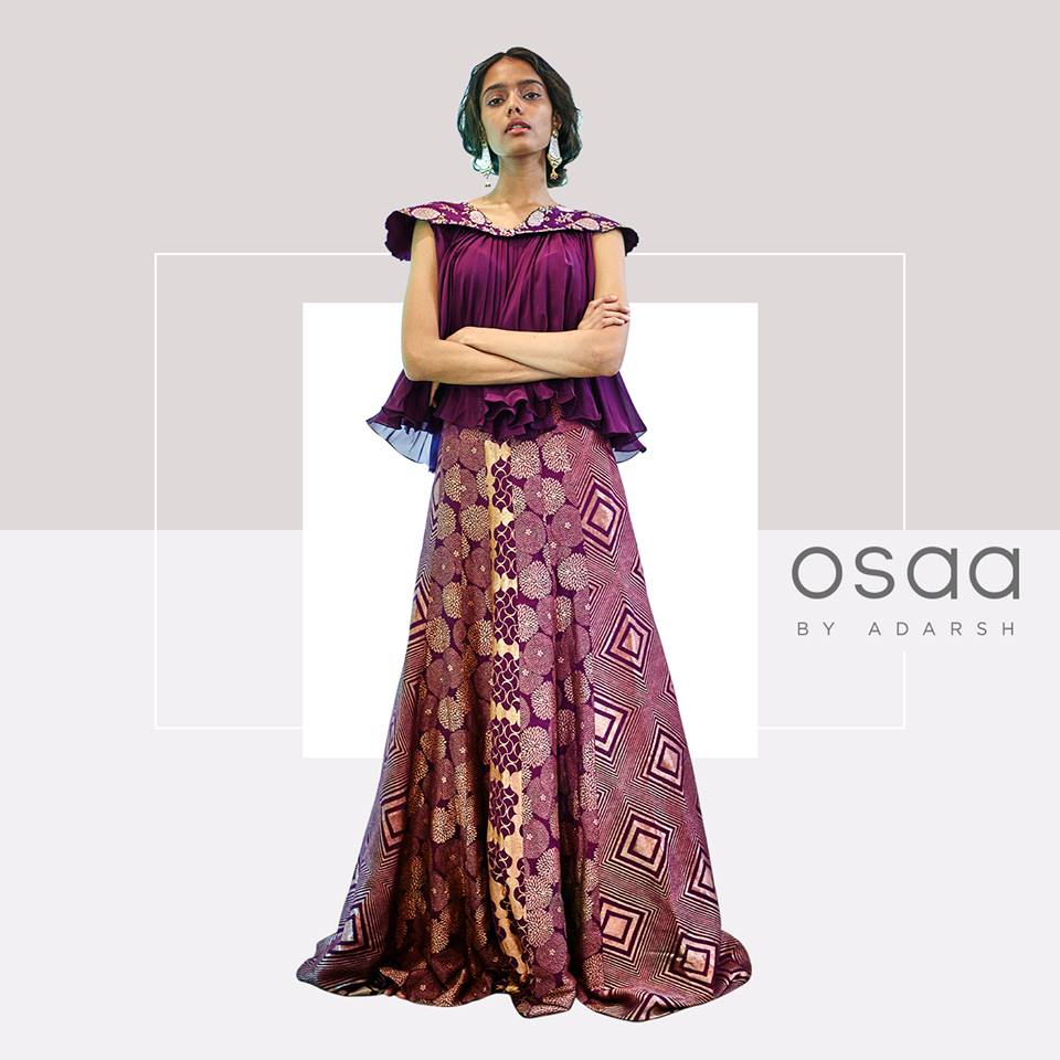 OSAAbyAdarsh's tweet photo. This rimrose motif woven skirt looks splendid when paired with an Aubergine kedia top with embroidered flap-sleeves.
#OsaabyAdarsh #wednesdaythoughts https://t.co/ydgcO2y1wI