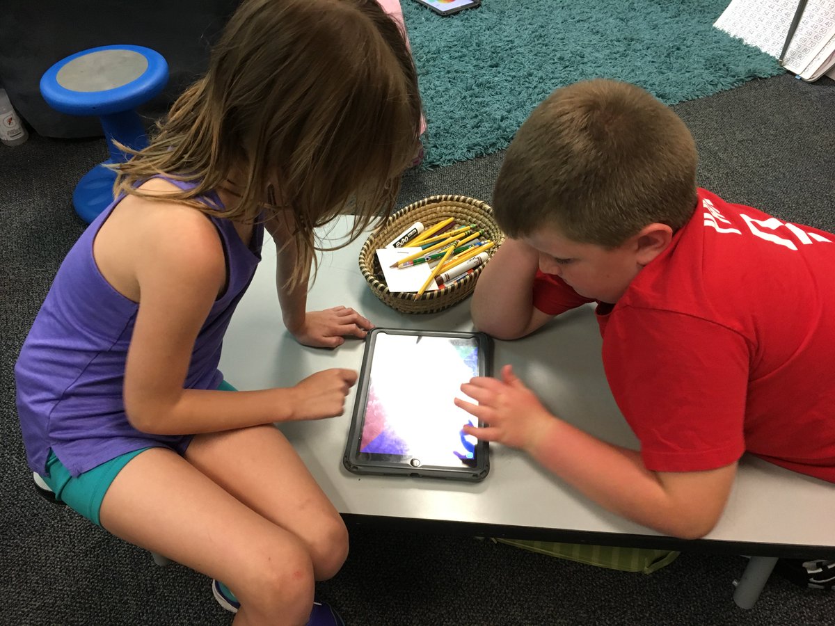 MoltenisMarvels's tweet photo. One last round of favorite app #Mathslide before we turn in the iPads 😭 @SMSD_Corinth @theSMSD https://t.co/aHXtfXN7fY