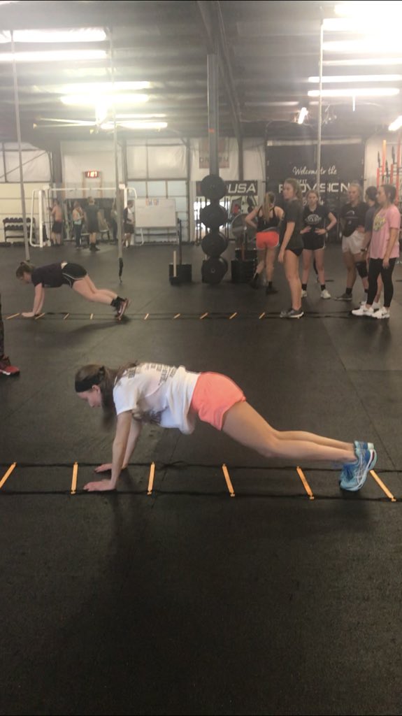 LRVBall's tweet photo. 7 wks w/Zane, average 18 girls every workout, 14 girls tested last night, added 21” on vertical(improved 1”-3”) , added 24” on approach vertical(improved 1”-5”) and shaved off 10.91 secs on shuttle run. THANKS ZANE!! #progressthroughaprocess #apetraining #ZANETRAINED #2018LRVB https://t.co/umaFb1Xlbl