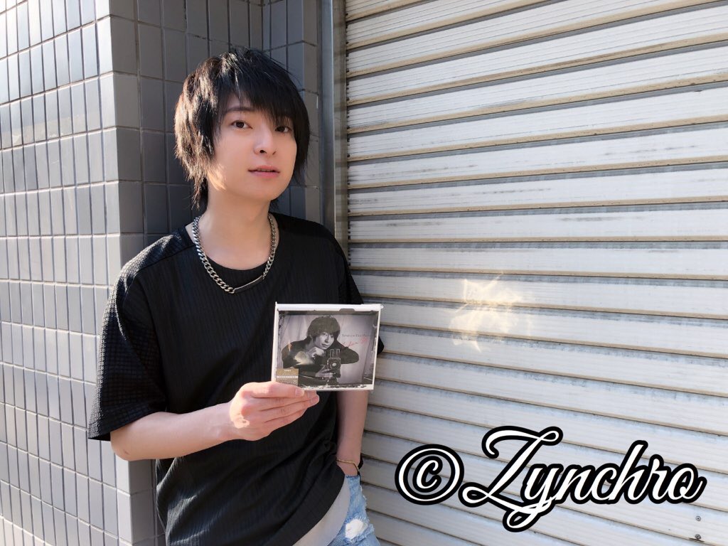 株式会社zynchro スタッフより 柿原徹也情報 本日5月23日発売 柿原徹也2ndフルアルバム I For U 皆様是非お聴き下さいませ T Co Dxtl4icohu Twitter