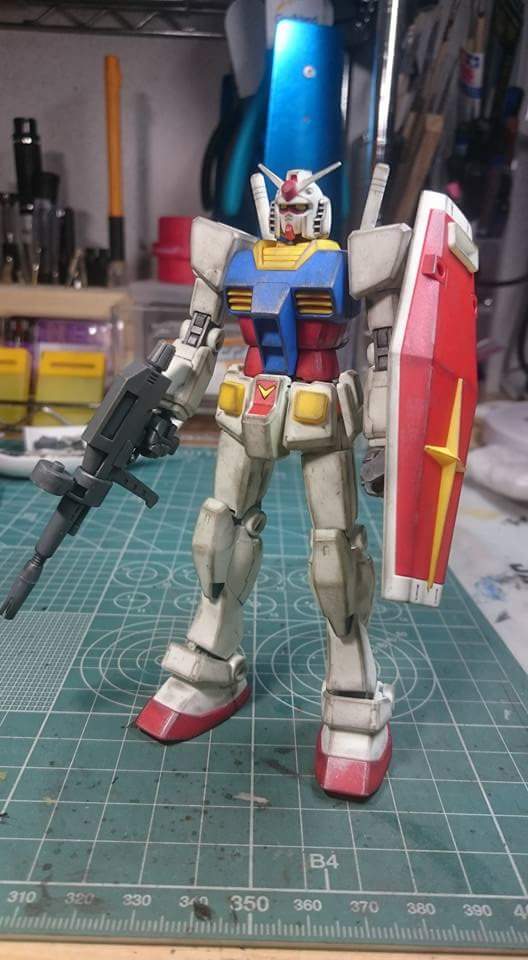 ありひろ 過去作 Hguc Rx 78 2 ガンダム リバイブ 素組改造無しでタミヤ ウェザリングマスター B C D F使用して汚し クレオス 水性トップコート 缶スプレー ガンプラ ウェザリングマスター T Co M6k3dwu4 Twitter
