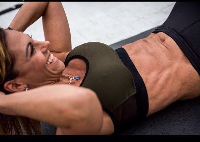 TNOradio's tweet photo. La reconocen ?
Ella podrá generar #bienestar 
#personaltrainer 
#entrenamientofuncional 
#hiit
#e360trainer 
#fitness 
#trainer 
#calistenia
#fuerza 
#grasa 
#metabolic 
#nutricion #bienestarpersonal
#abs 
#core 
#tribu360 
#evolutionadvance https://t.co/Nq8ecMvtYg https://t.co/WWaJaRdpyt