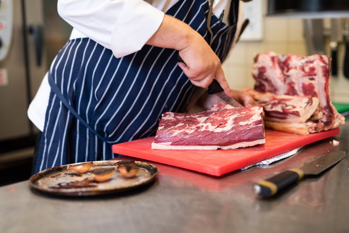 SaultDaylesford's tweet photo. No need to cook tonight, why not book in for Sault’s 2 course express  menu @$55.00pp for 2 courses, Book now on (03) 5348 6555 or online at https://t.co/AZ0knnEKjl https://t.co/HML5S1eczO
