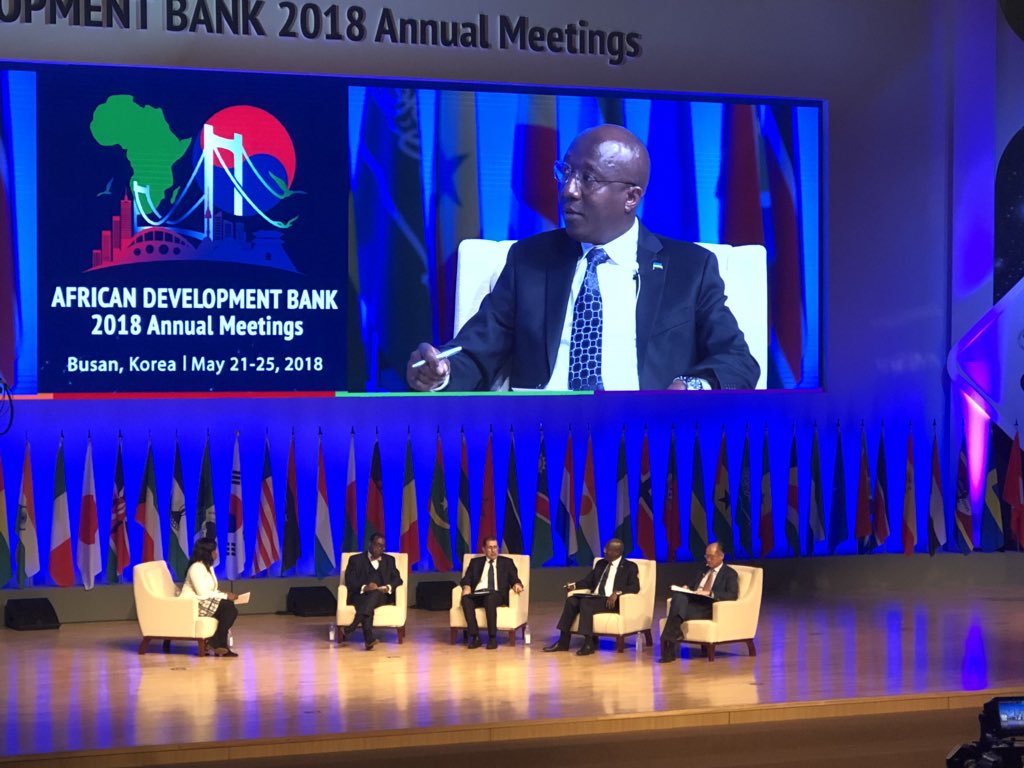 To industrialize, you must first educate, says panel at #AfDBAM2018 . Korea invested heavily in education earlier than advised - and was able to leapfrog to wealth.
