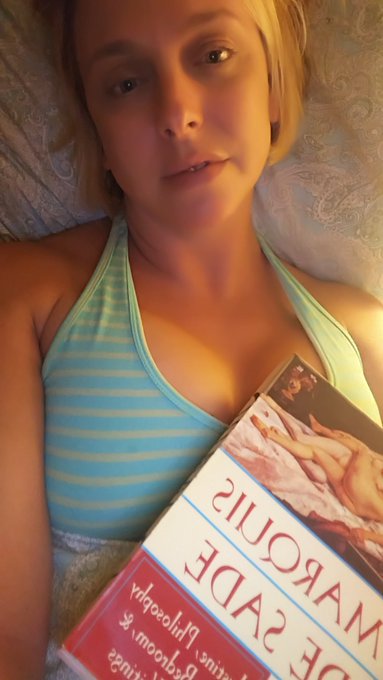 Curling up with a bedtime story.  Goodnight Twitter🌙 https://t.co/UBfxd5tzCp<a href="/tag/scorpioseason"class="tags"><span>#scorpioseason</span></a>